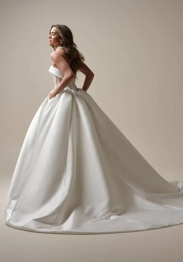 Aberdeen Vida by Sottero & Midgley - view 2 of 6