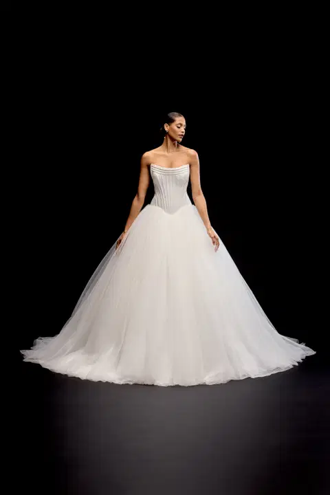 Rhiannon wedding dress by Justin Alexander, ball gown, tulle