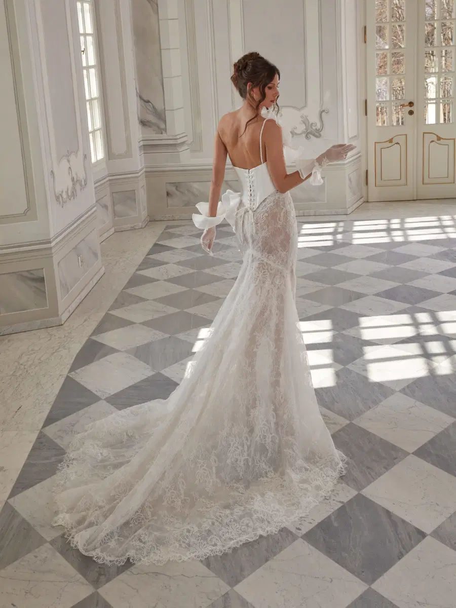 Presley by Vanilla Sposa - view 5 of 5