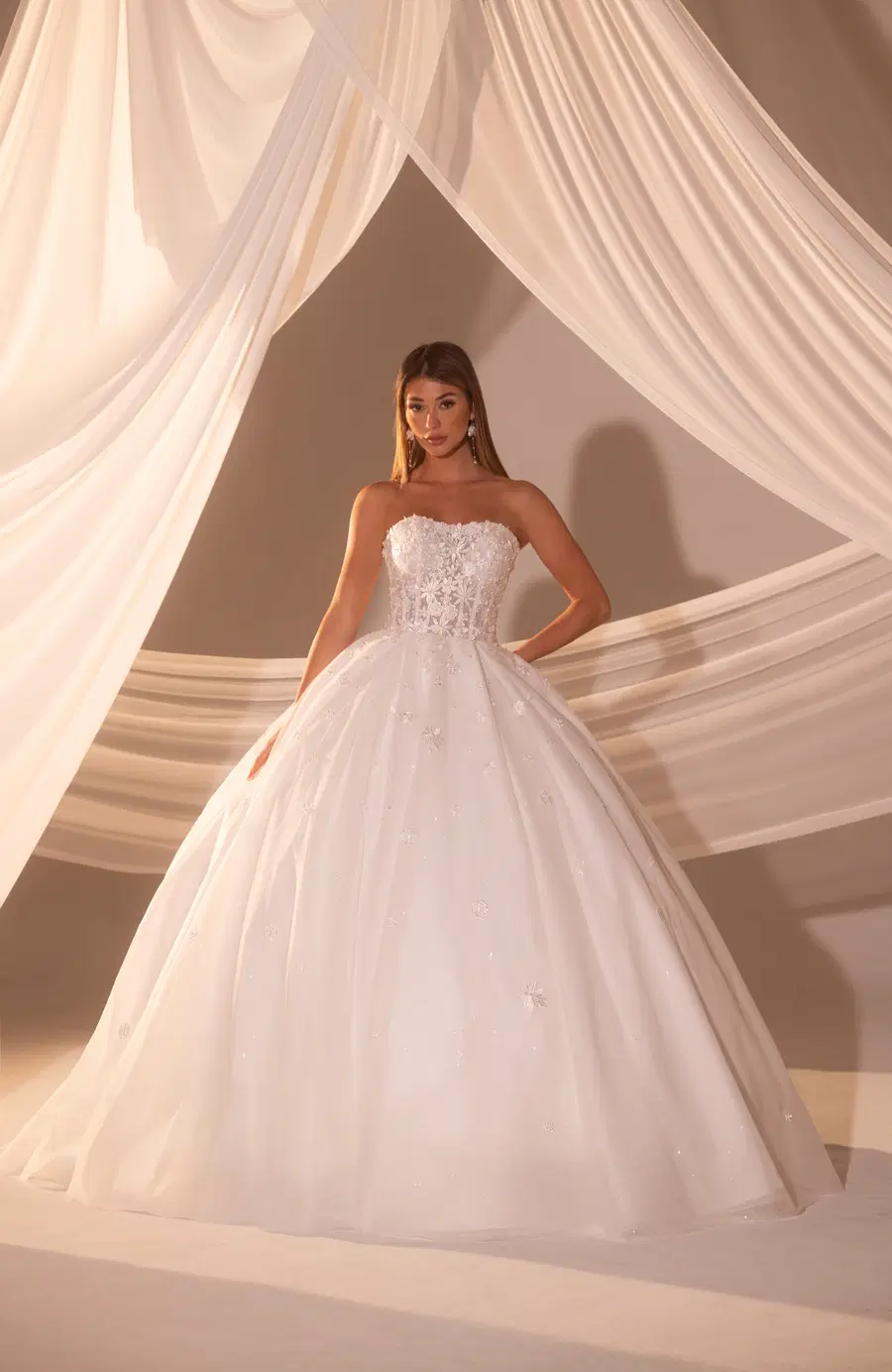 RB6178 by Rachel Allan: Ball Gown silhouette, tulle