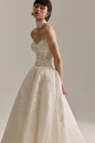 Elizabeth by Josephine Scott - view 5 of 8