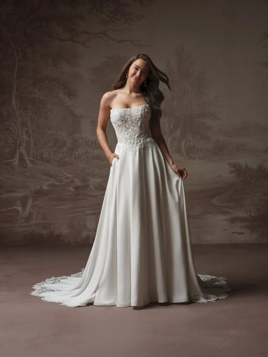 HAZEL by Rebecca Ingram: A-Line silhouette, cat eye neckline, cap sleeves, lace