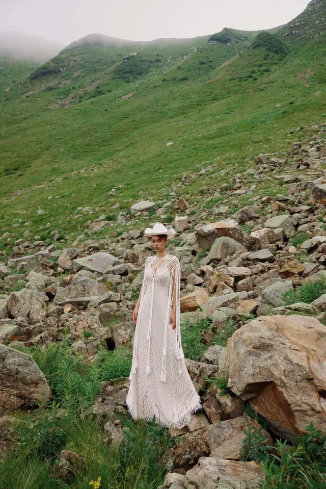 Montaigne by Ariamo Boho - view 2 of 4