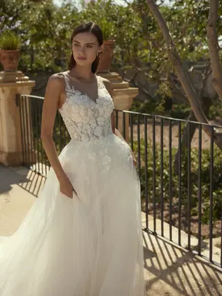 Elias by Modeca Bridal - view 4 of 9