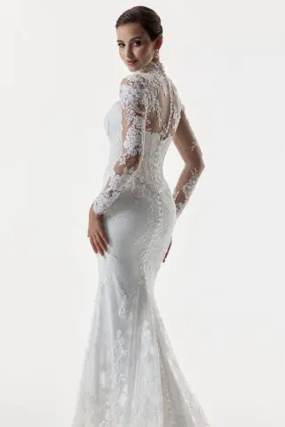Belle by Josephine Scott - view 5 of 10