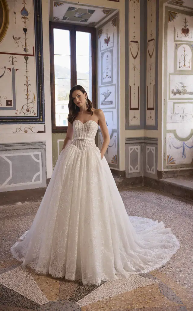 Assunta 63302 by Veni Infantino: Ball Gown silhouette, sweetheart neckline, sleeveless, lace