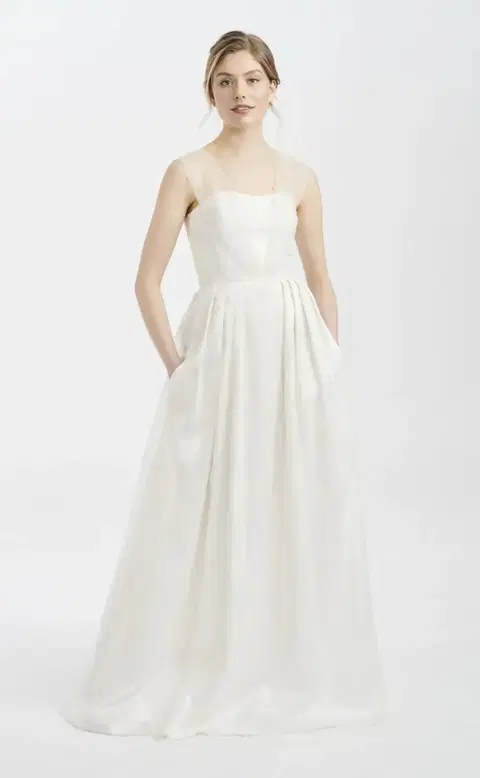 Lova wedding dress by Kisui, A-line, organza