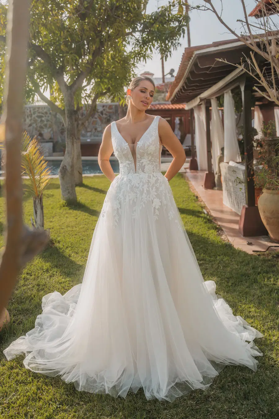2615 by Diane Legrand: A-Line silhouette, V-neck neckline, lace