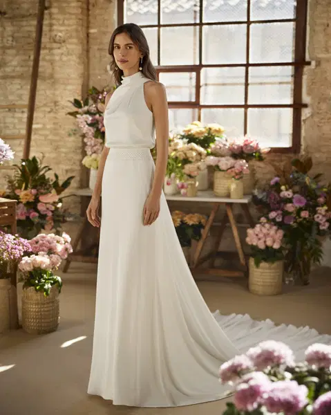 Xabeth wedding dress by Rosa Clara, straight, satin