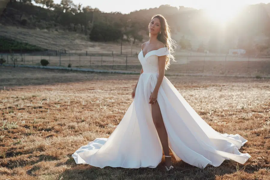 R3602 by Allure Romance - view 7 of 8