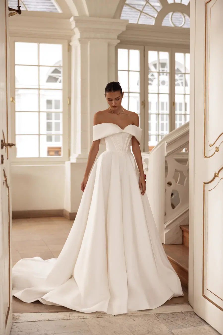 Anastasia by Tina Valerdi: A-Line silhouette, sweetheart neckline, sleeveless, mikado