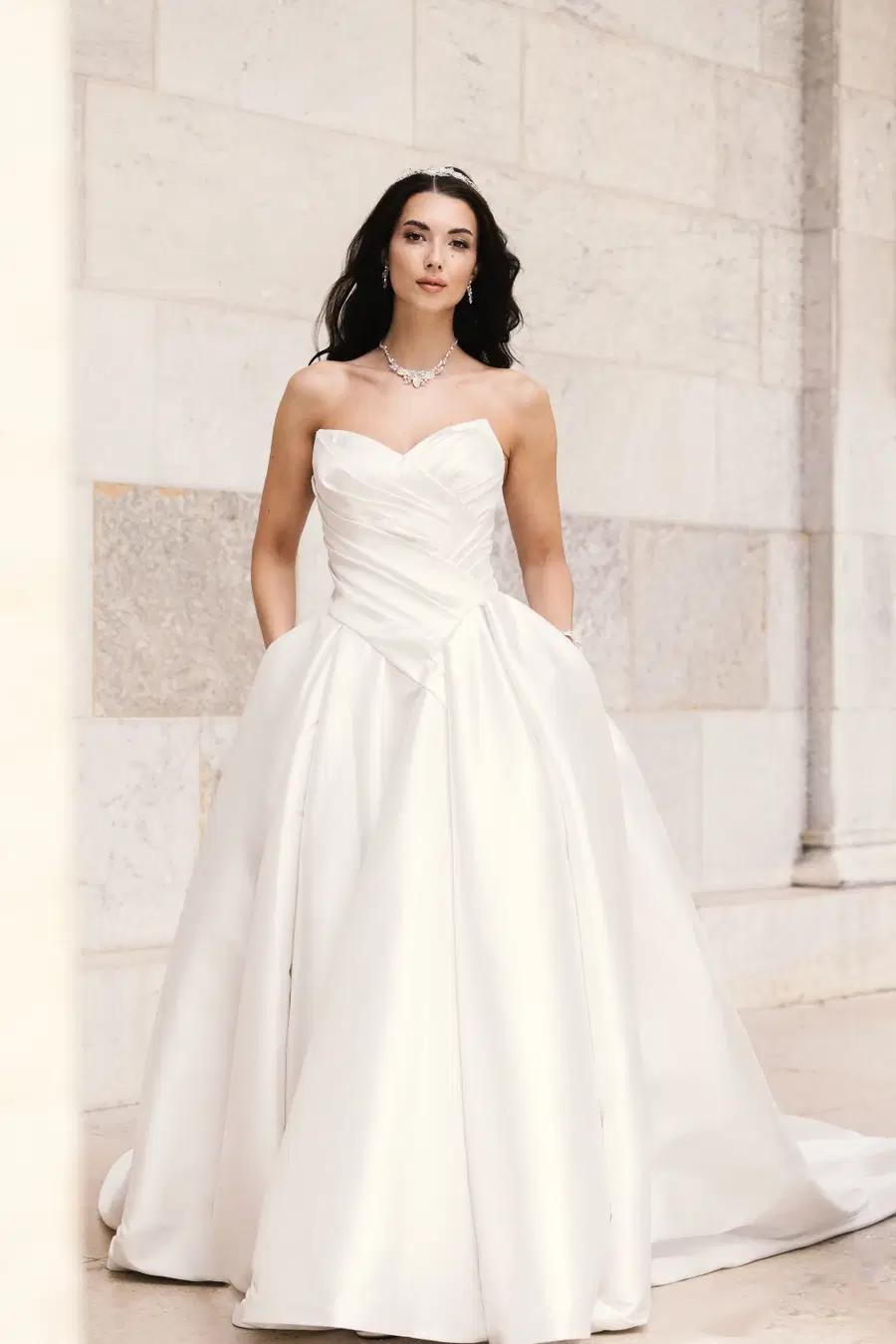 Callista by Amo & Luv: Ball Gown silhouette, sweetheart neckline, sleeveless, satin