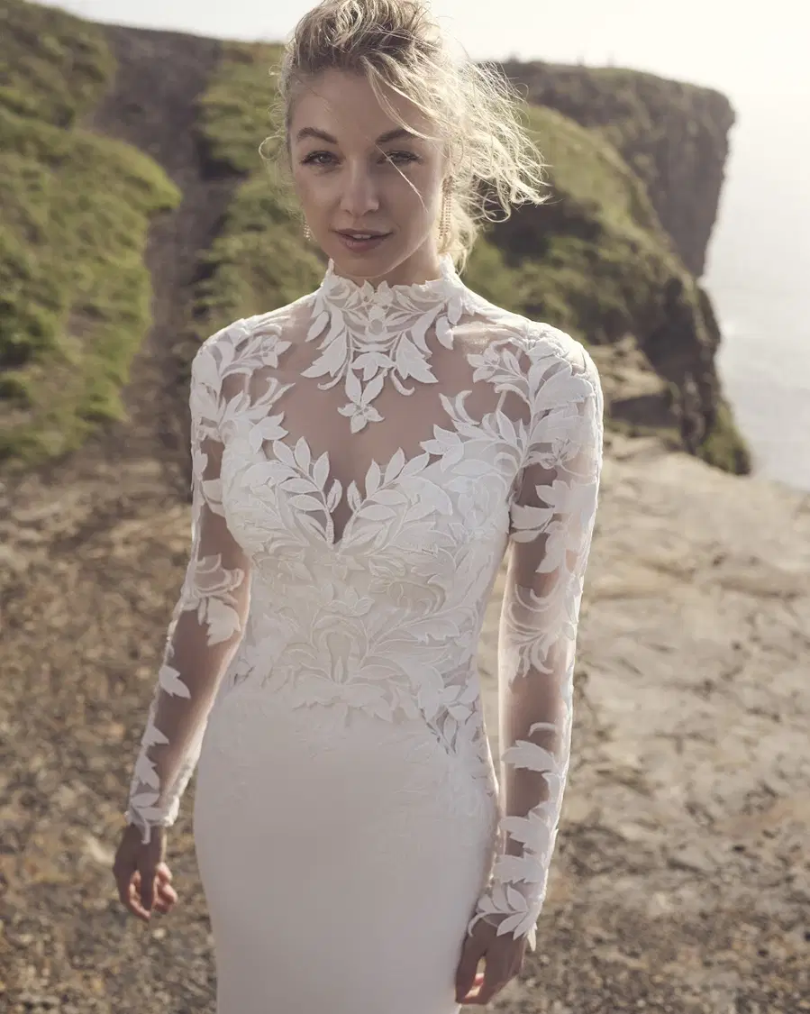 Dionne by Rebecca Ingram - view 4 of 6