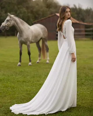 Neimy by Alma Novia - view 5 of 7