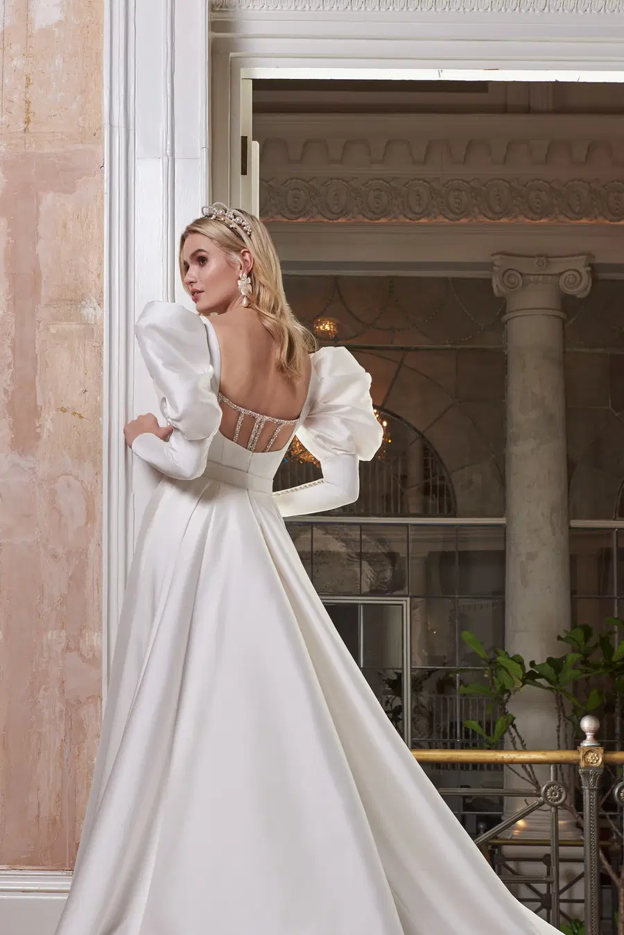 Claudia by Josephine Scott - view 5 of 5