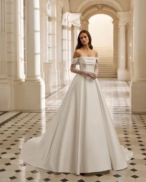 Breda wedding dress by Aire Barcelona, ball gown, mikado