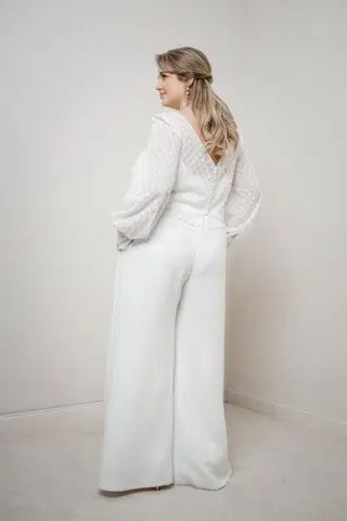 Top Esthi Curvy by noni Selected - view 5 of 5