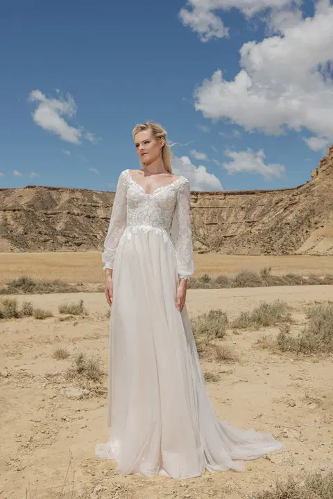 Style DT305 wedding dress by Duett, A-line, lace
