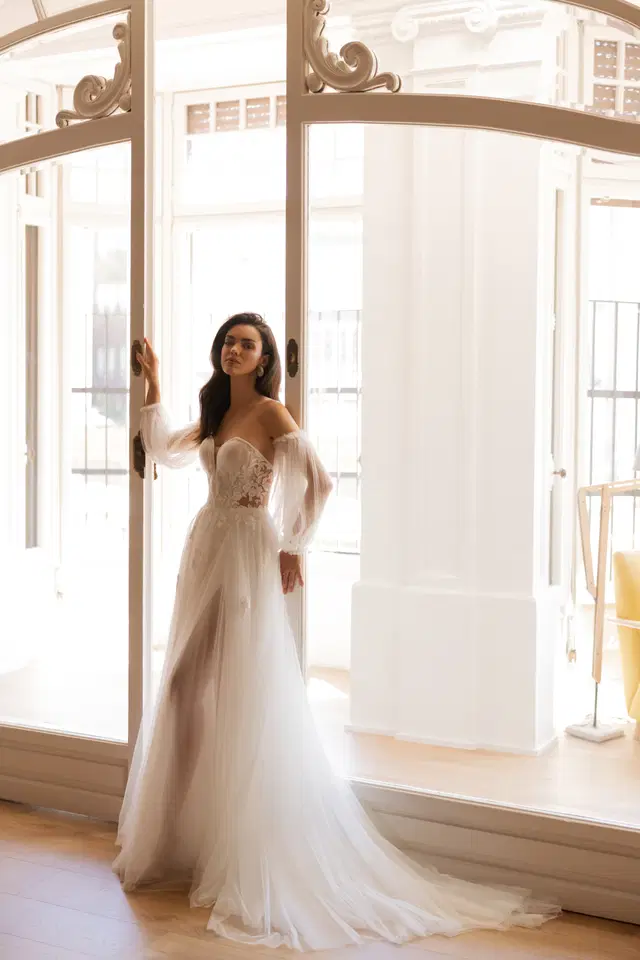 E-5446 by Elizabeth Passion - view 2 of 4