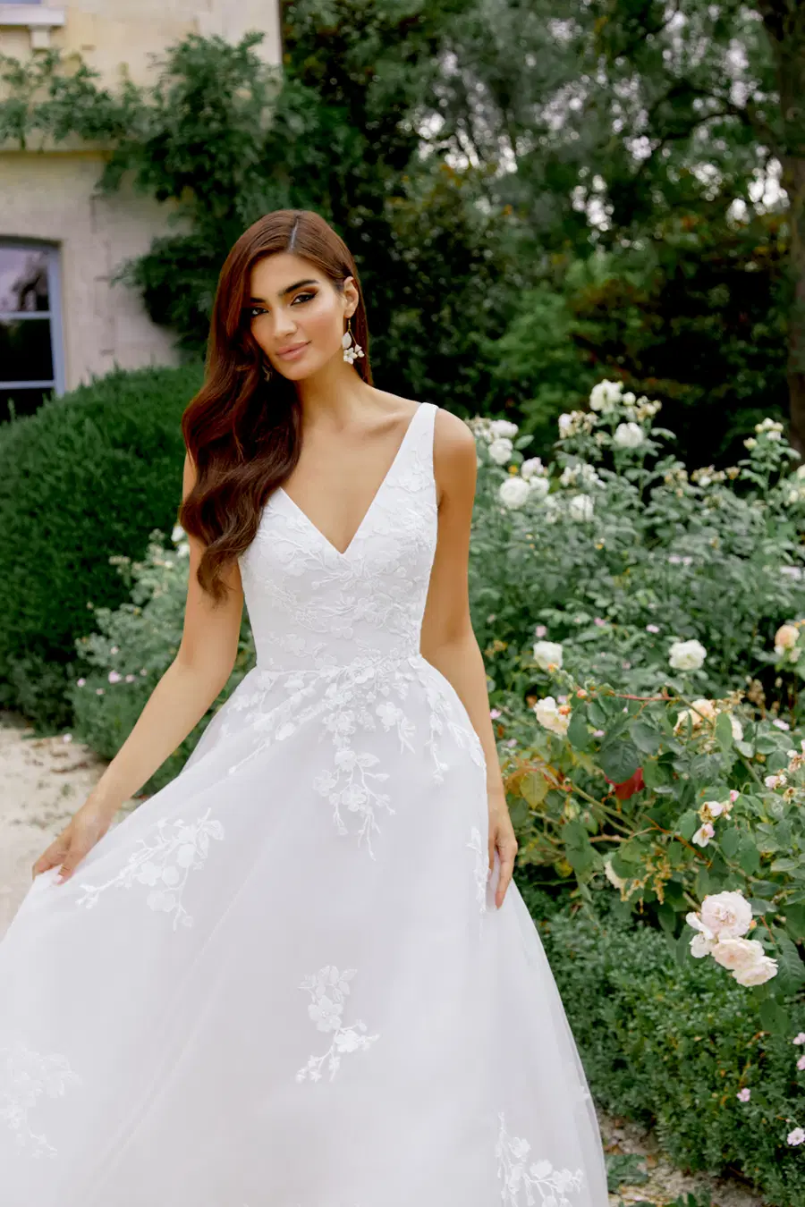 44525 by Sincerity Bridal - view 2 of 11