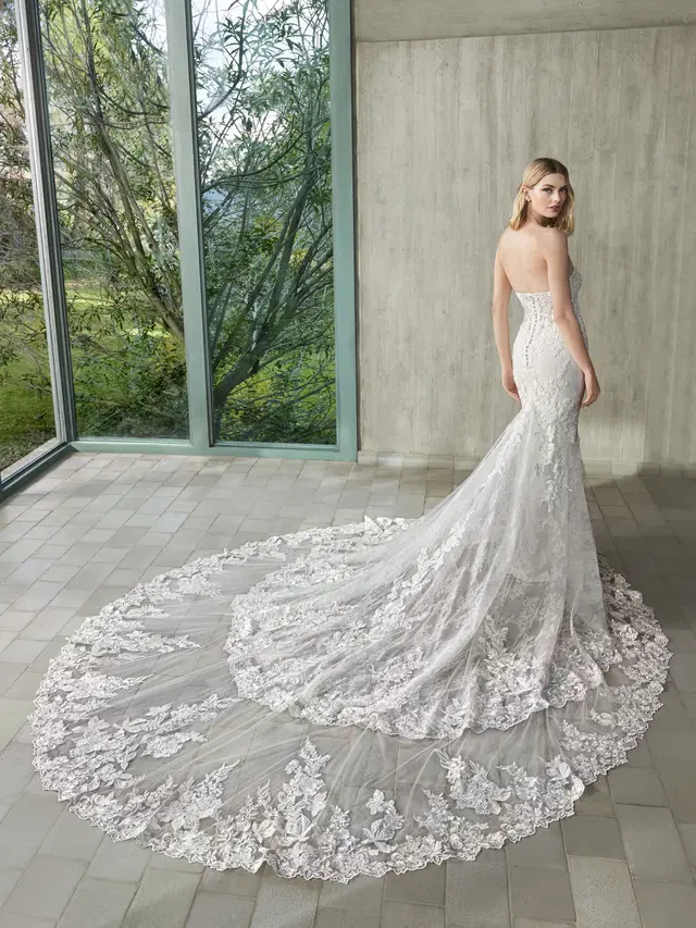 GEORGI by Pronovias - view 2 of 3
