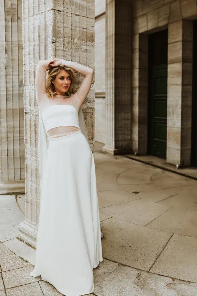 Rock Mylou by noni Selected: Two-Piece silhouette, crepe