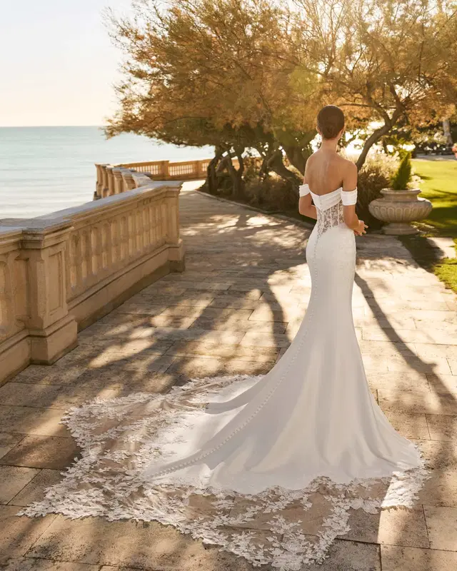 FEBRERO von Luna Novias - Ansicht 2 von 3