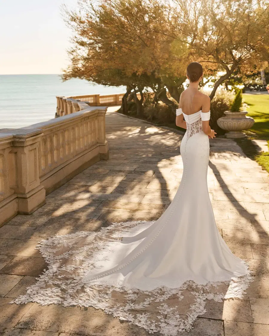 FEBRERO von Luna Novias - Ansicht 2 von 3
