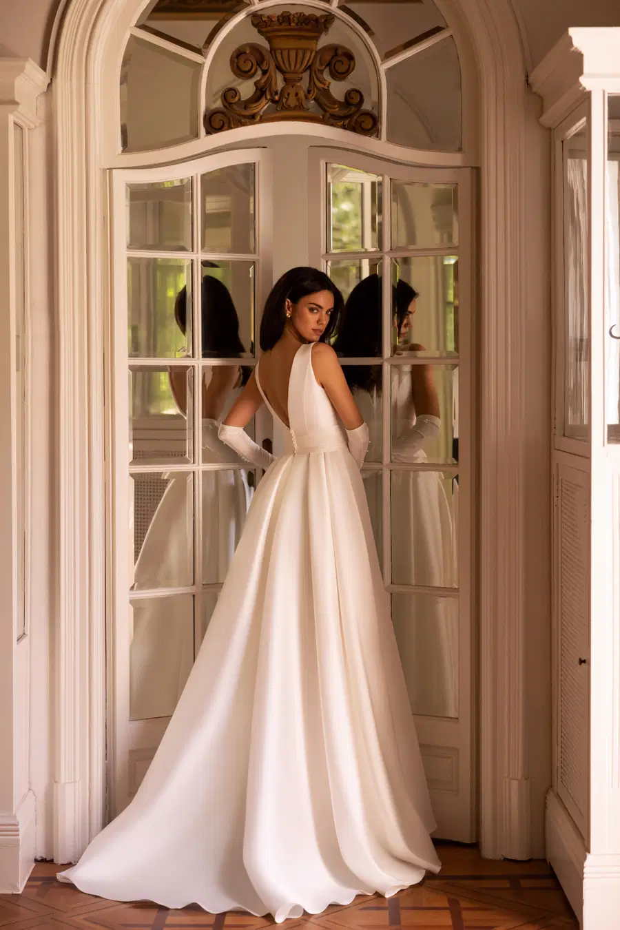 E-5515 by Elizabeth Passion - view 3 of 3