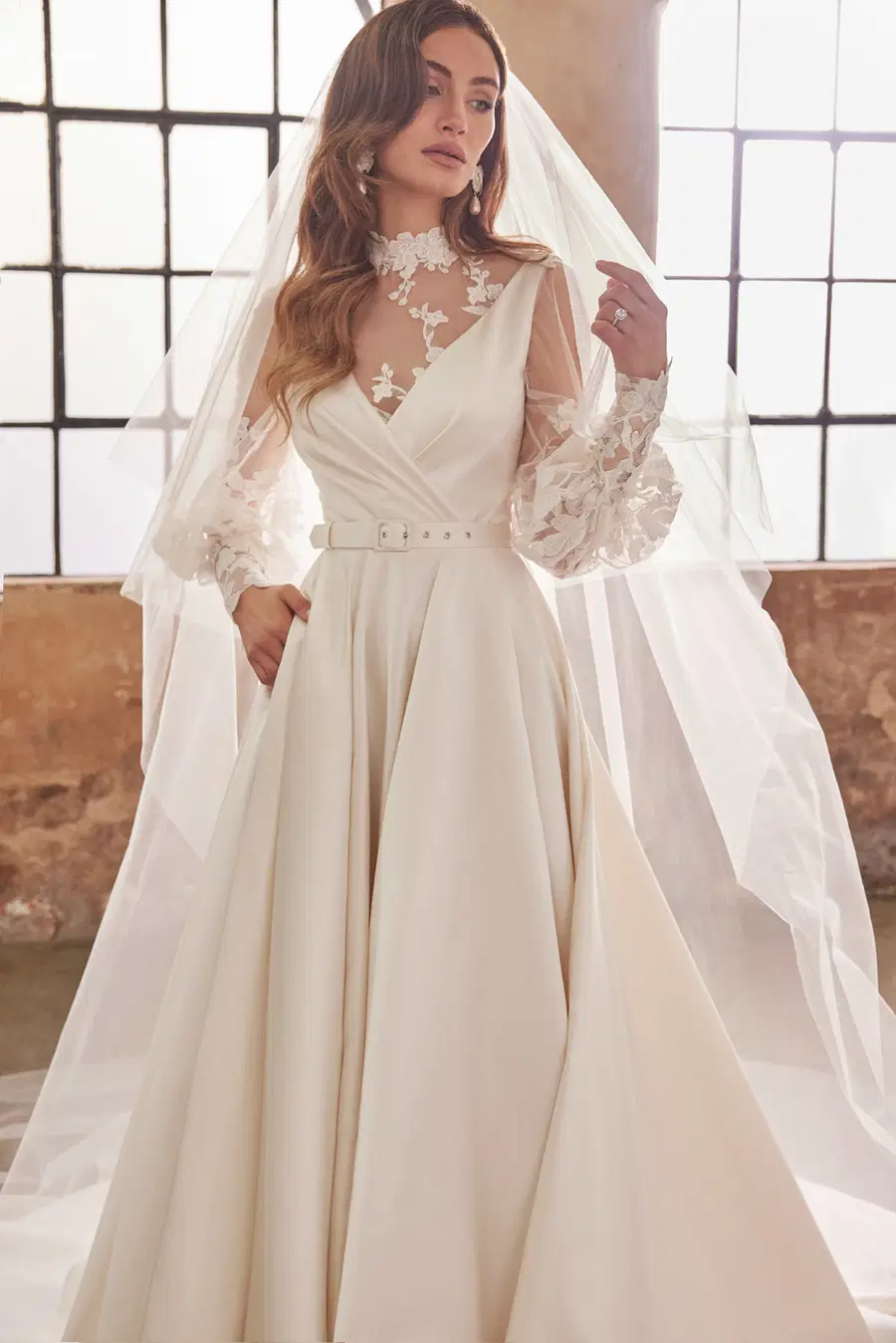 Eloise by Josephine Scott - view 2 of 11
