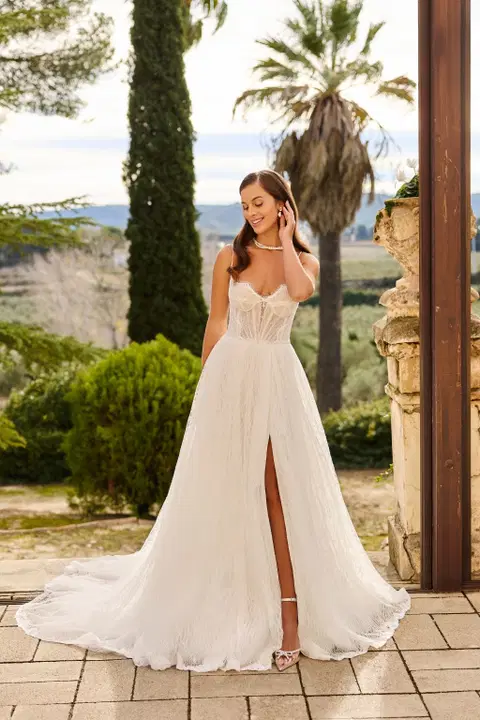 Style 8370 wedding dress by Monica Loretti, A-line, lace