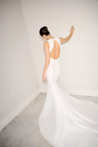 Isolde by Justin Alexander Signature - view 5 of 7