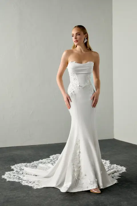 Fever wedding dress by Justin Alexander Signature, mermaid, lace