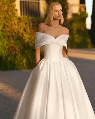 FRENESI von Luna Novias - Ansicht 3 von 4