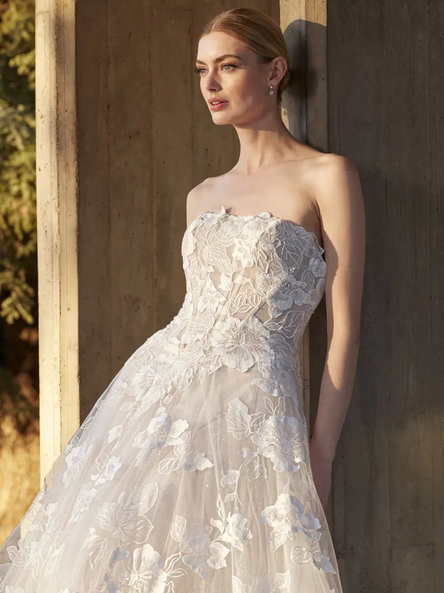 MENTA by Pronovias - view 3 of 3