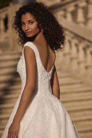 Hetti by Veni Infantino - view 3 of 7