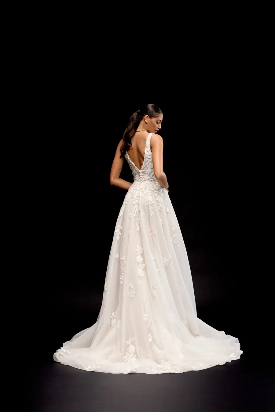 Hesper by Justin Alexander - view 6 of 8