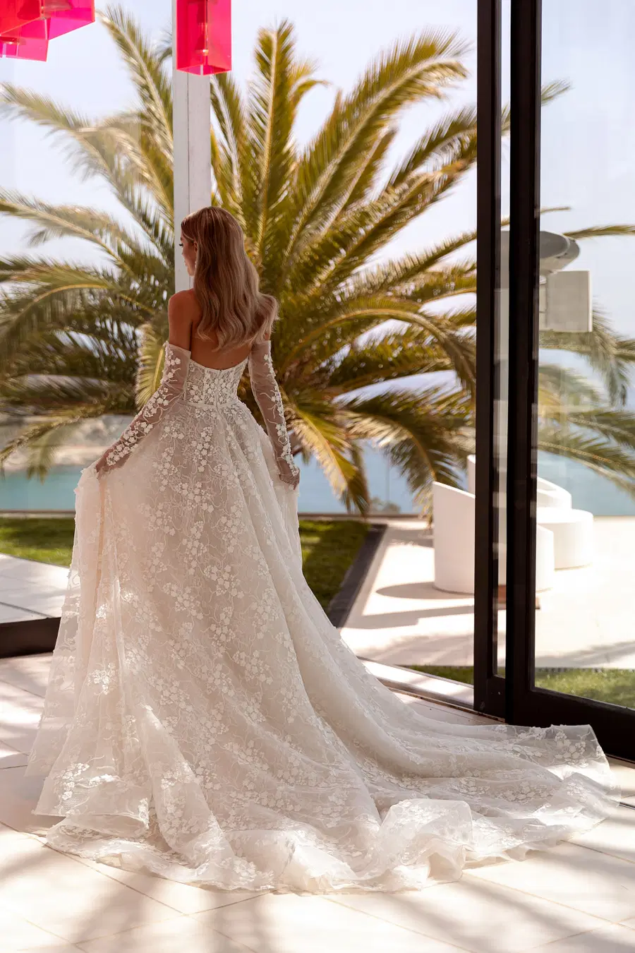 Kenny by Tina Valerdi: A-Line silhouette, sweetheart neckline, separate sleeves, tulle