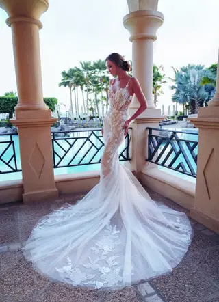 SLOANE by Enzoani - view 4 of 6