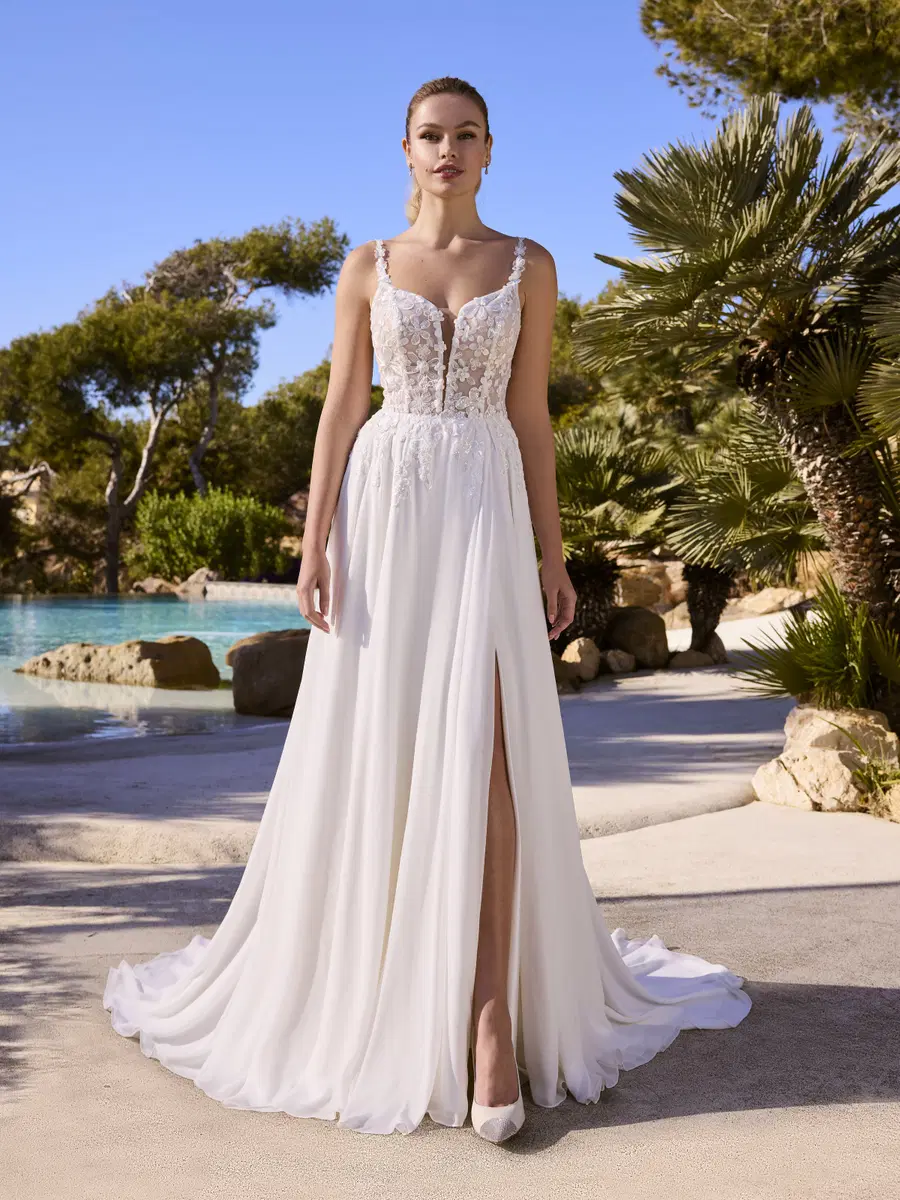 BLOSSOMLY by Ladybird: A-Line silhouette, V-neck neckline, sleeveless