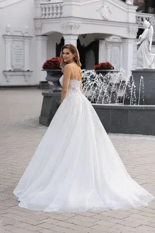 5560 by Serena Bridal - view 3 of 5