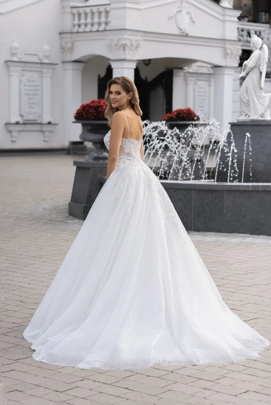 5560 by Serena Bridal - view 3 of 5