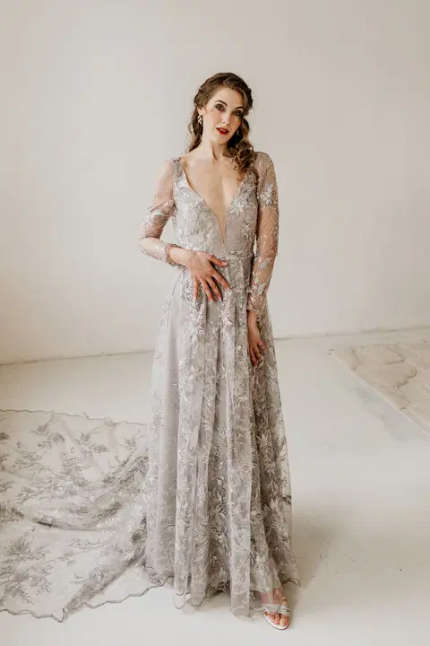 Raja wedding dress by Esther Hofmann, A-line, lace