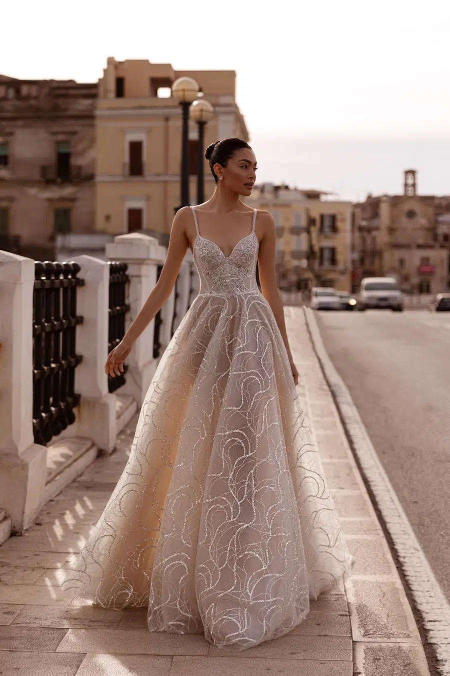 Elegant by Carfelli: A-Line silhouette, sweetheart neckline, sleeveless, lace