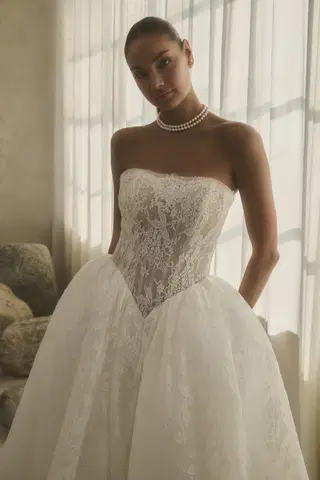 2625 by Casablanca Bridal - view 4 of 8