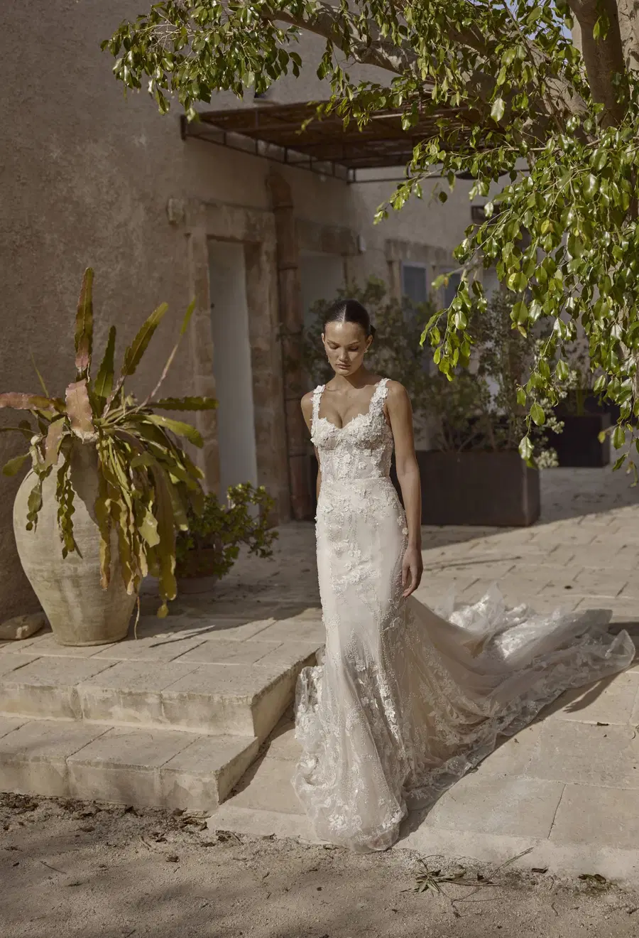 Genoa 25-006 by Ricca Sposa: Mermaid silhouette, sweetheart neckline, sleeveless, lace