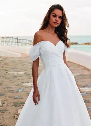 DAISIE by Enzoani - view 5 of 7
