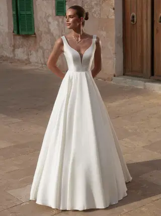 IDALIA by Bianco Evento - view 5 of 5