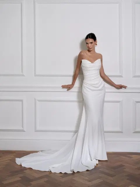 Lola trouwjurk van Avenue by Josephine Scott, zeemeermin, satijn