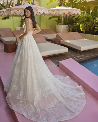 Jenne by Luna Novias - view 3 of 4
